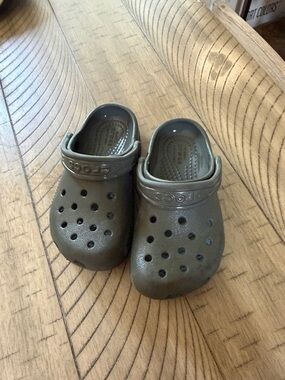 CROCS Kids Water Clog in Olive